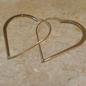 Chic Gold Heart Hoop Earrings